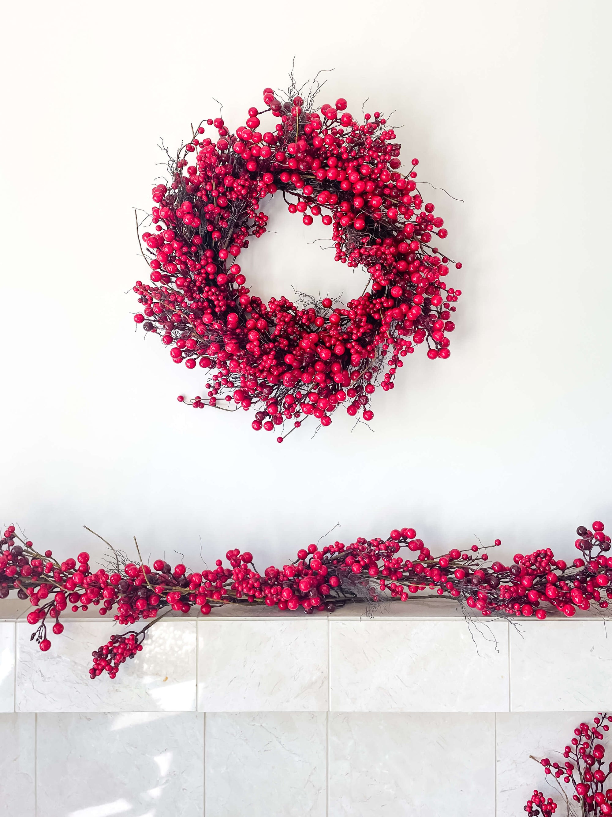Red Berry Wreath 24"