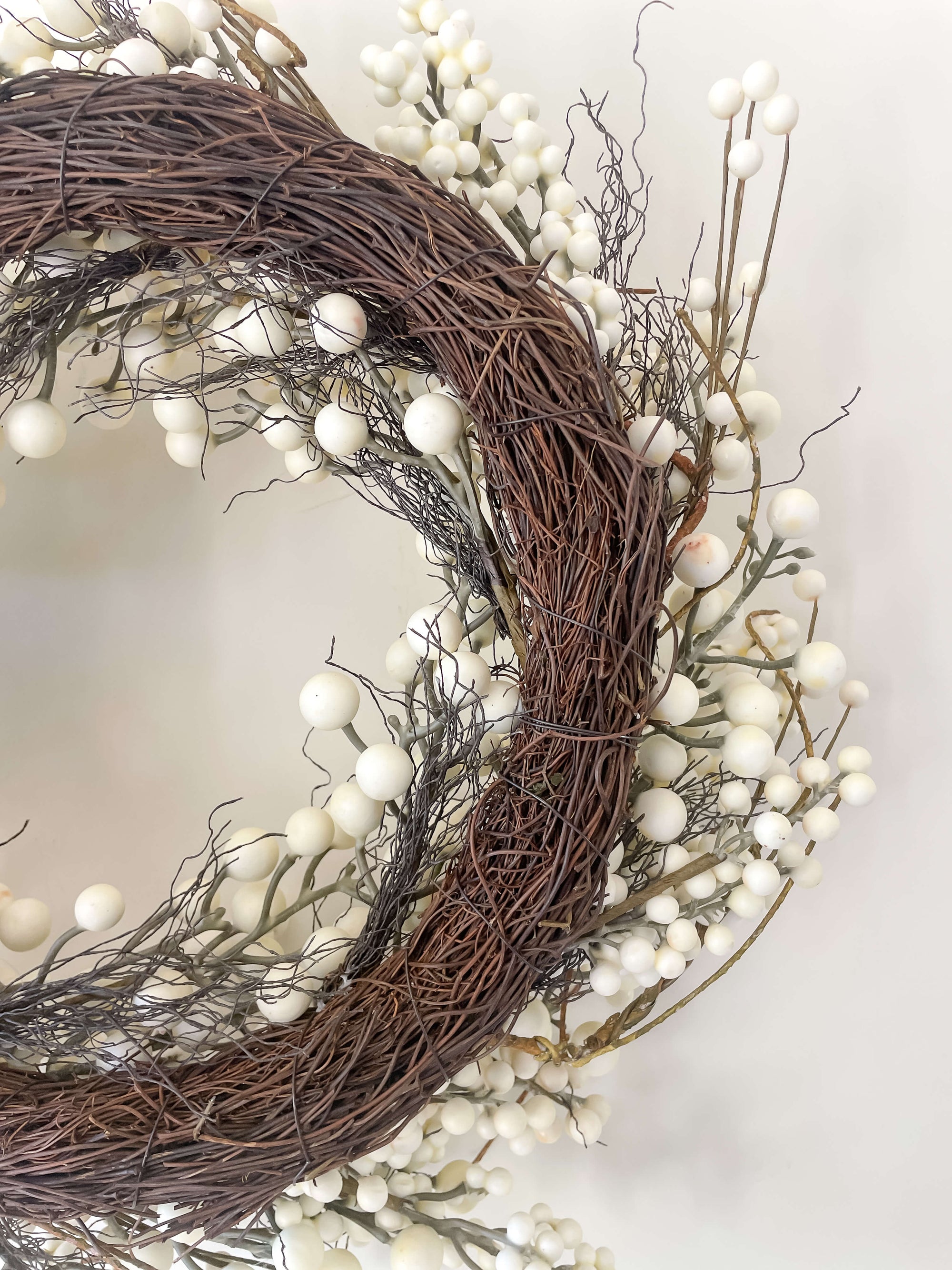 White Berry Wreath 24"