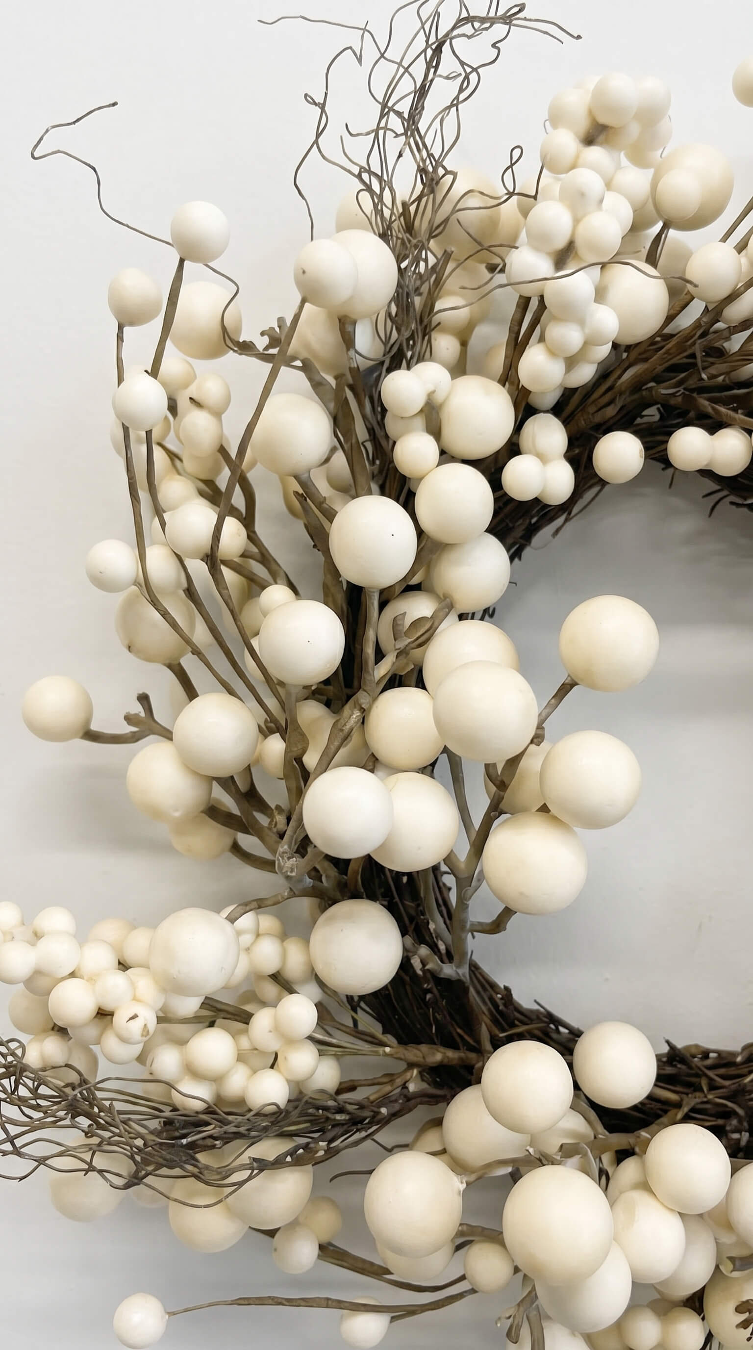 Cream Ivory Berry Wreath 14"