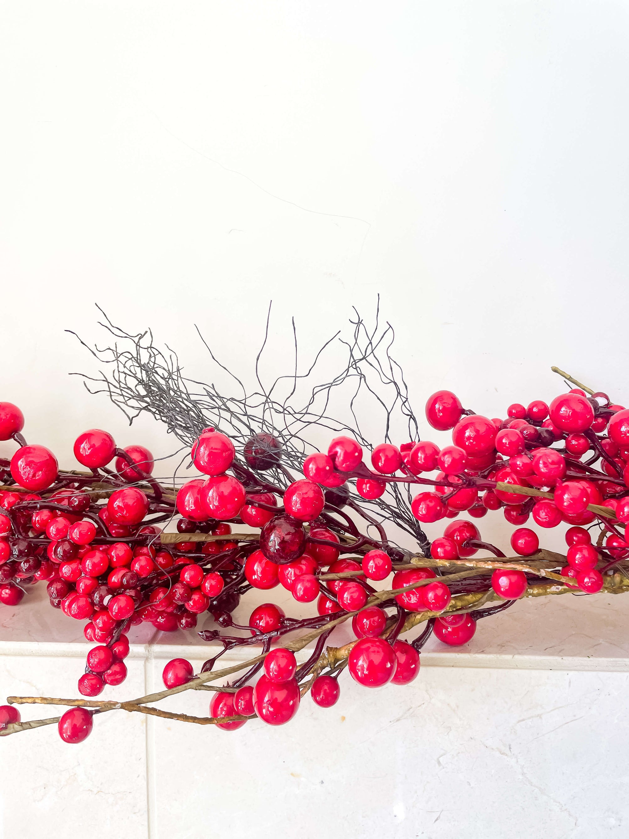 Red Berry Garland 60&quot;